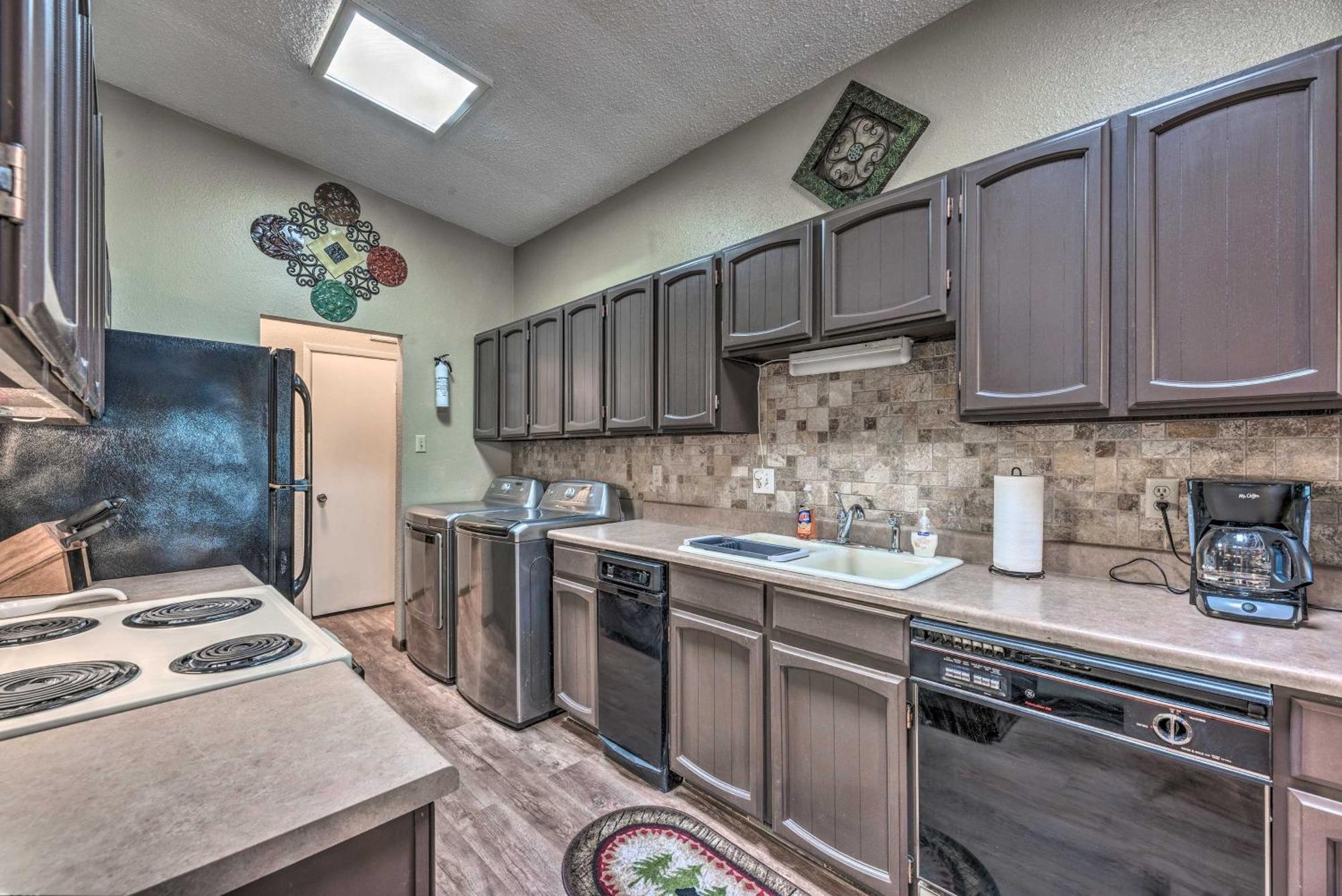 Alto Condo With Deck 2 Mi To Ruidoso Winter Park! Extérieur photo